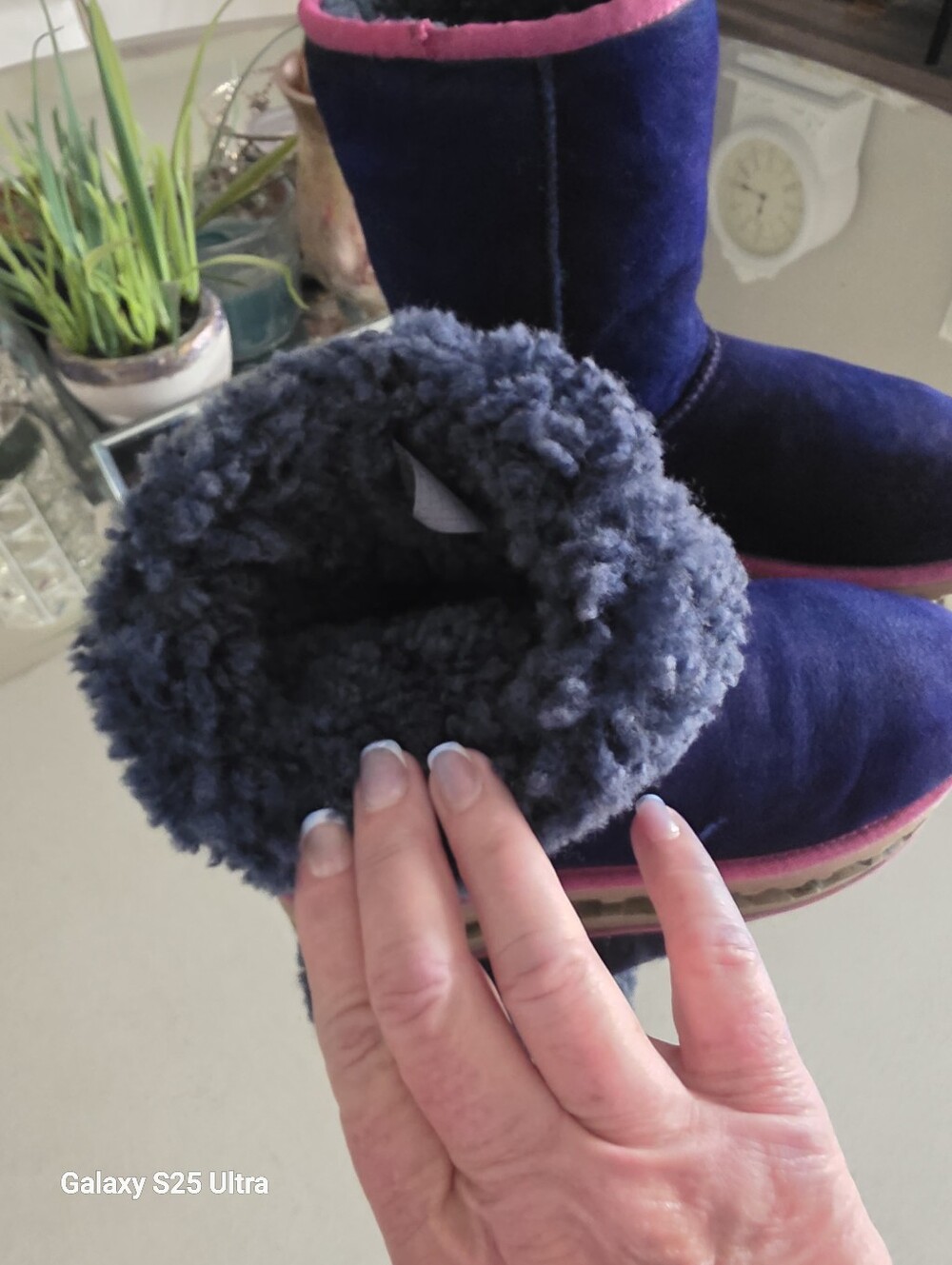 UGG CLASSIC MINI - Picture 6 of 9